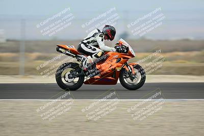 media/Apr-18-2025-TrackDaz (Fri) [[45f5874c44]]/C Group/Session 1 (Turn 7)/